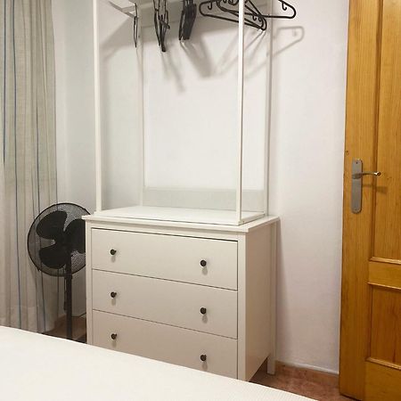 Rooms In Spacious Beach Flat In Valencie Exteriér fotografie
