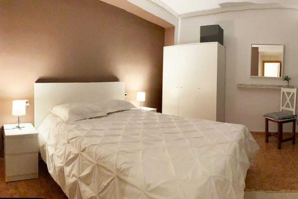 Rooms In Spacious Beach Flat In Valencie Exteriér fotografie