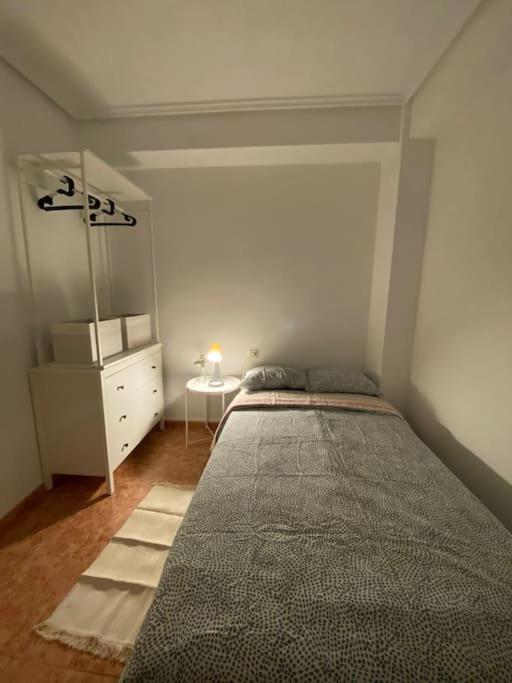 Rooms In Spacious Beach Flat In Valencie Exteriér fotografie