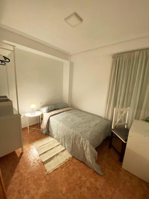 Rooms In Spacious Beach Flat In Valencie Exteriér fotografie