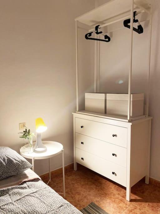 Rooms In Spacious Beach Flat In Valencie Exteriér fotografie